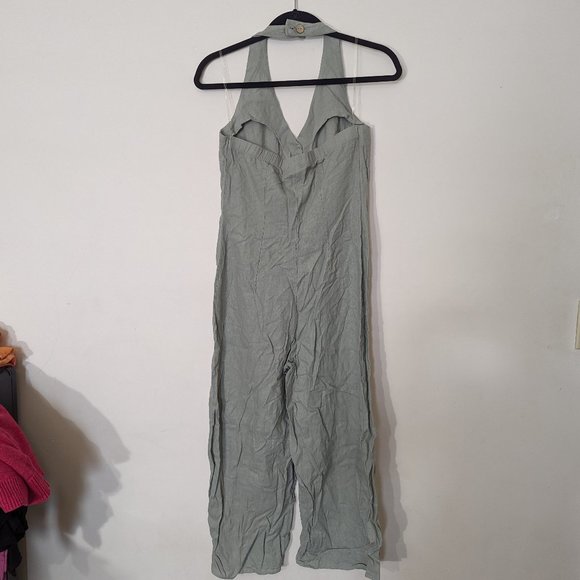 Gentle Sage Green Linen Halter Jumpsuit - size 5 / small - Picture 7 of 9